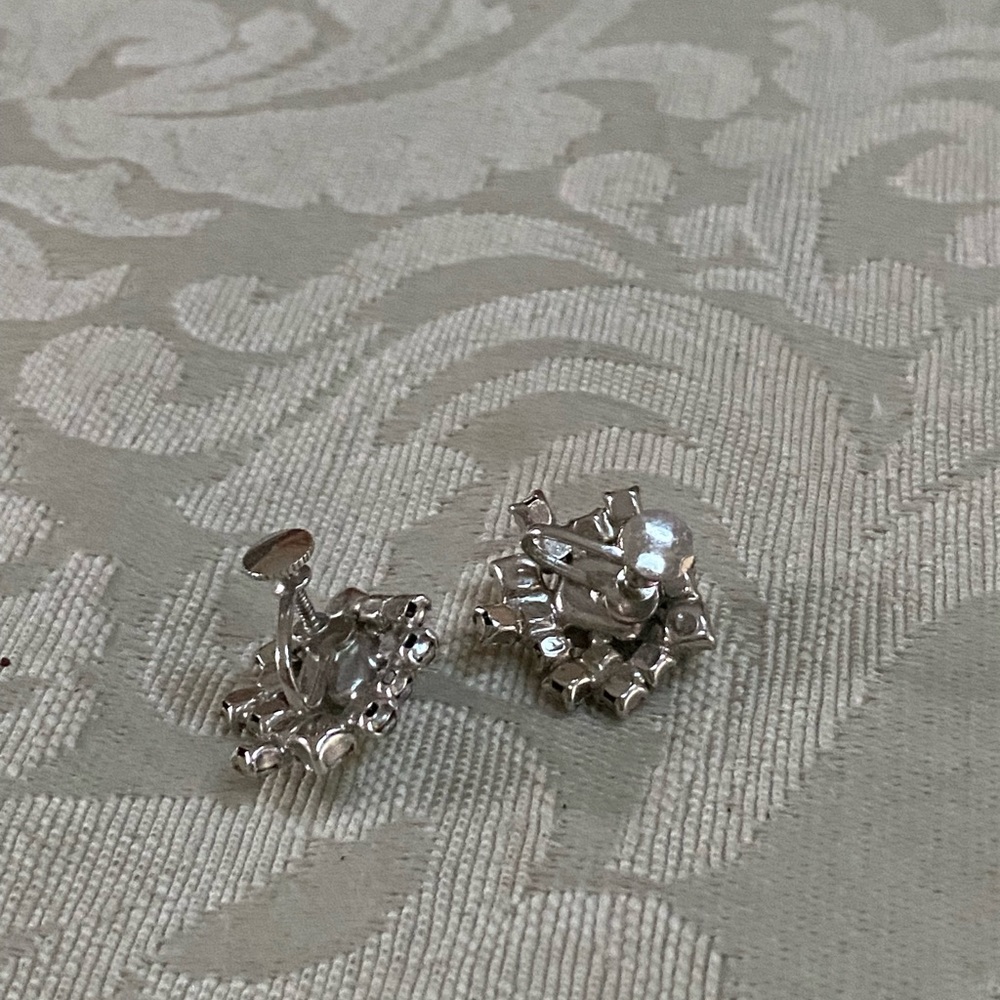 Vintage Rhinestone Earrings - Picture 4 of 8